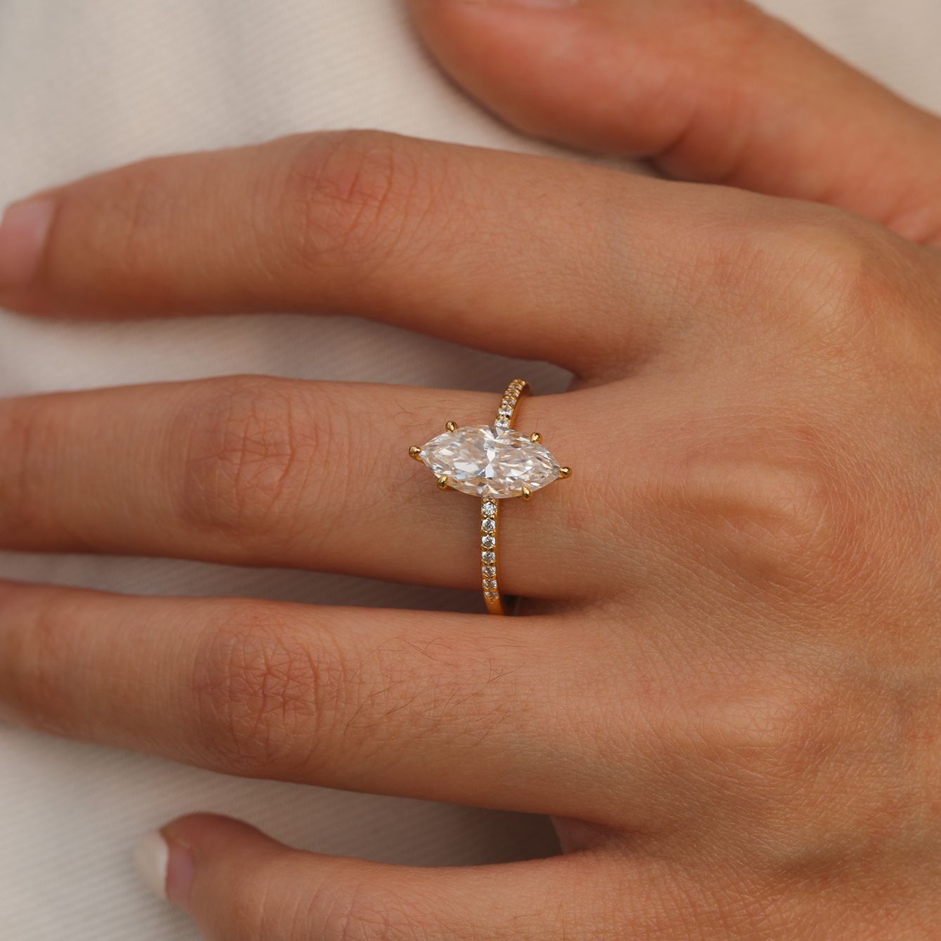 S925 Silver Marquise-Shaped Moissanite Ring Independent Station Hot-Selling Ring Simple Classic Moissanite Ring - Image 5
