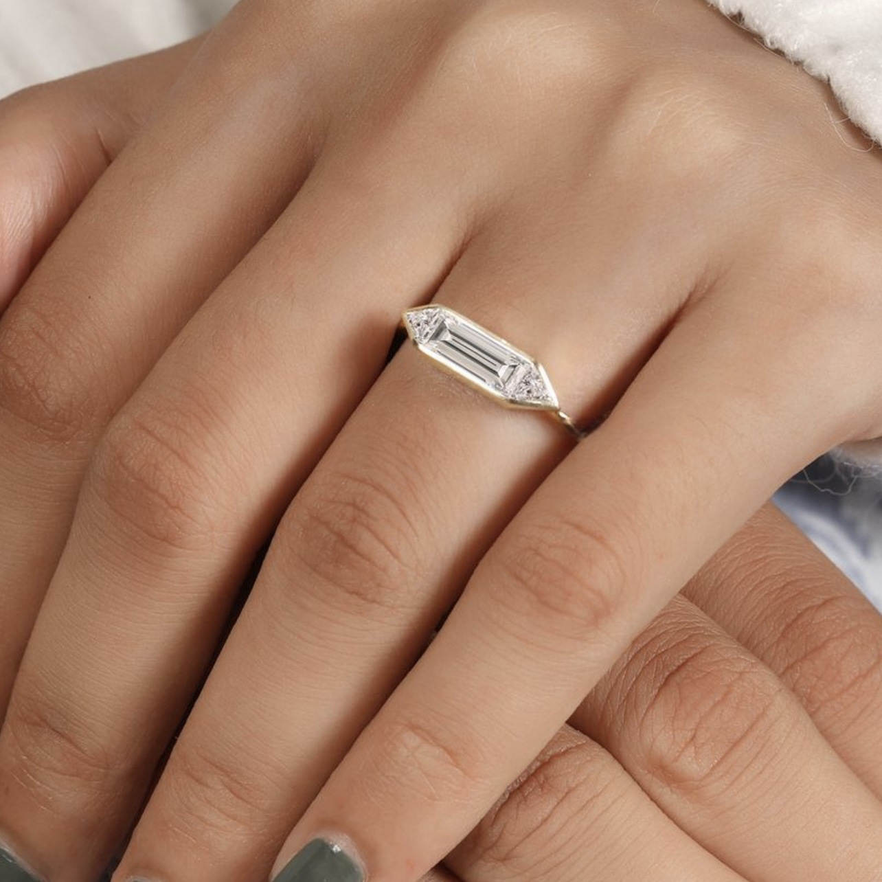 S925 Silver Geometric Moissanite Ring Normcore Accessible Luxury Design Women's Popular Ring - Image 3