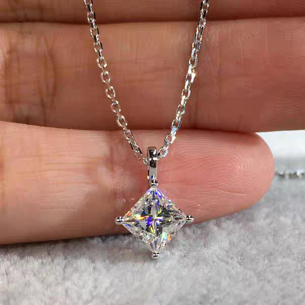 European and American Best-Selling Sterling Silver Pendant Water Drop Heart-Shaped Pigeon Egg Moissanite Necklace 0.05kg Carat Women's Setting Wholesale - Image 15